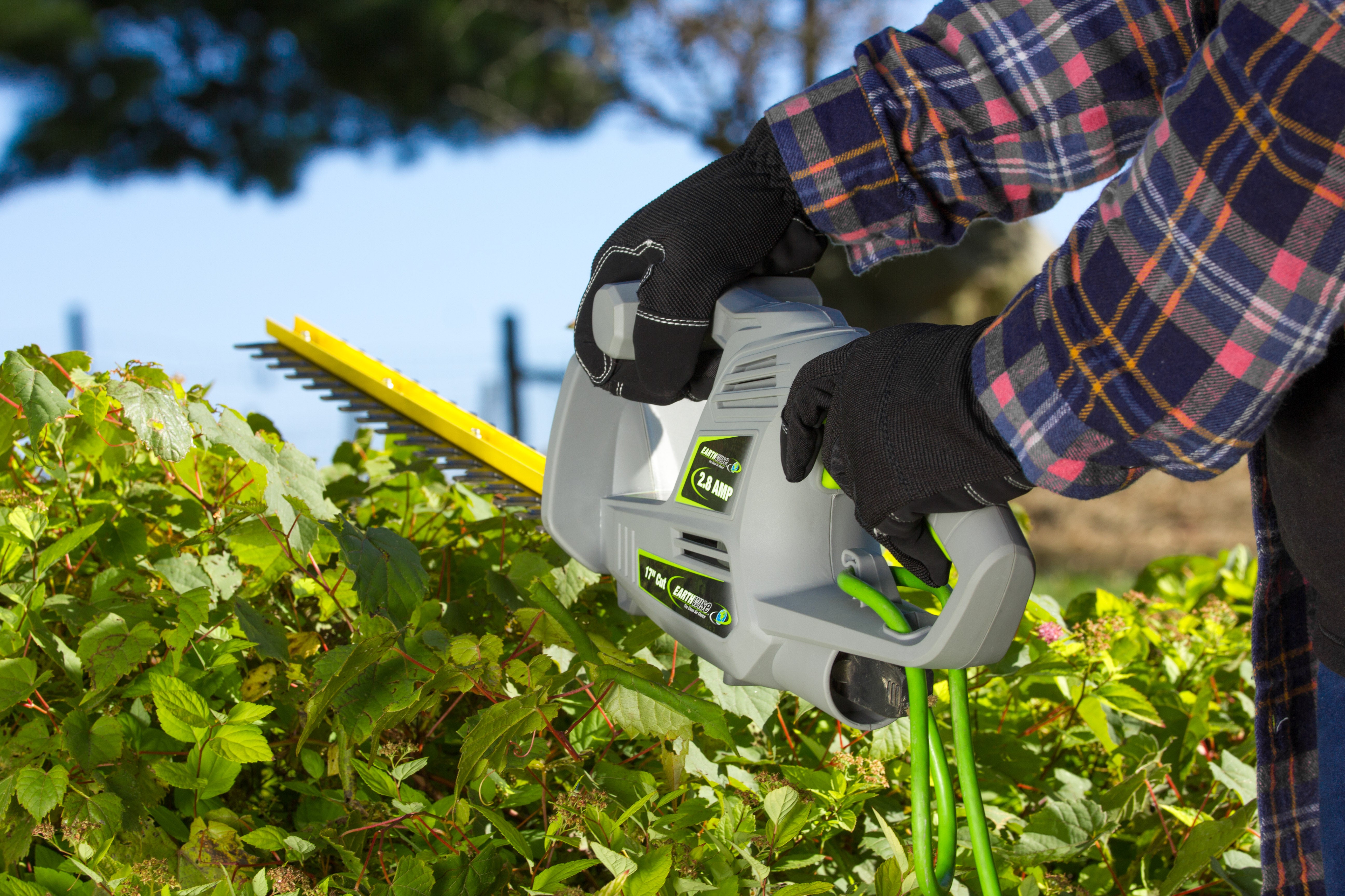 Earthwise Power Tools by ALM 17" 2.8-Amp 120V Corded Hedge Trimmer